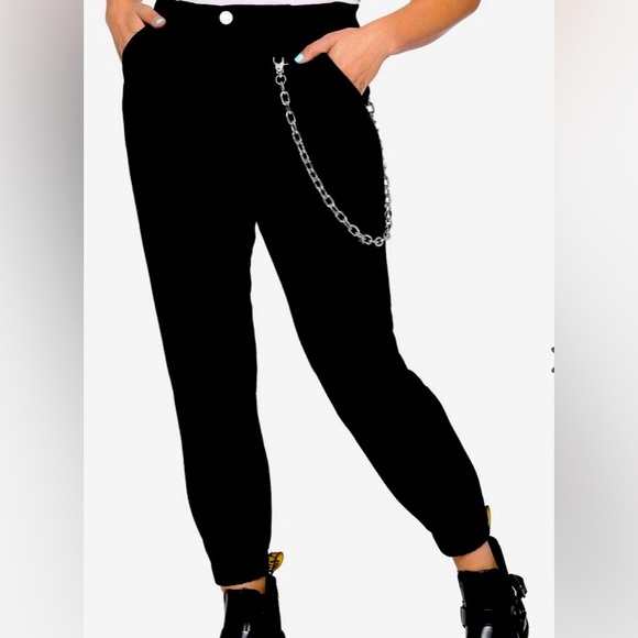 🎉HP🔥HOT TOPIC🔥Black Denim Chain Jogger Pants🔥Measurements in Pics🔥 - Picture 1 of 15
